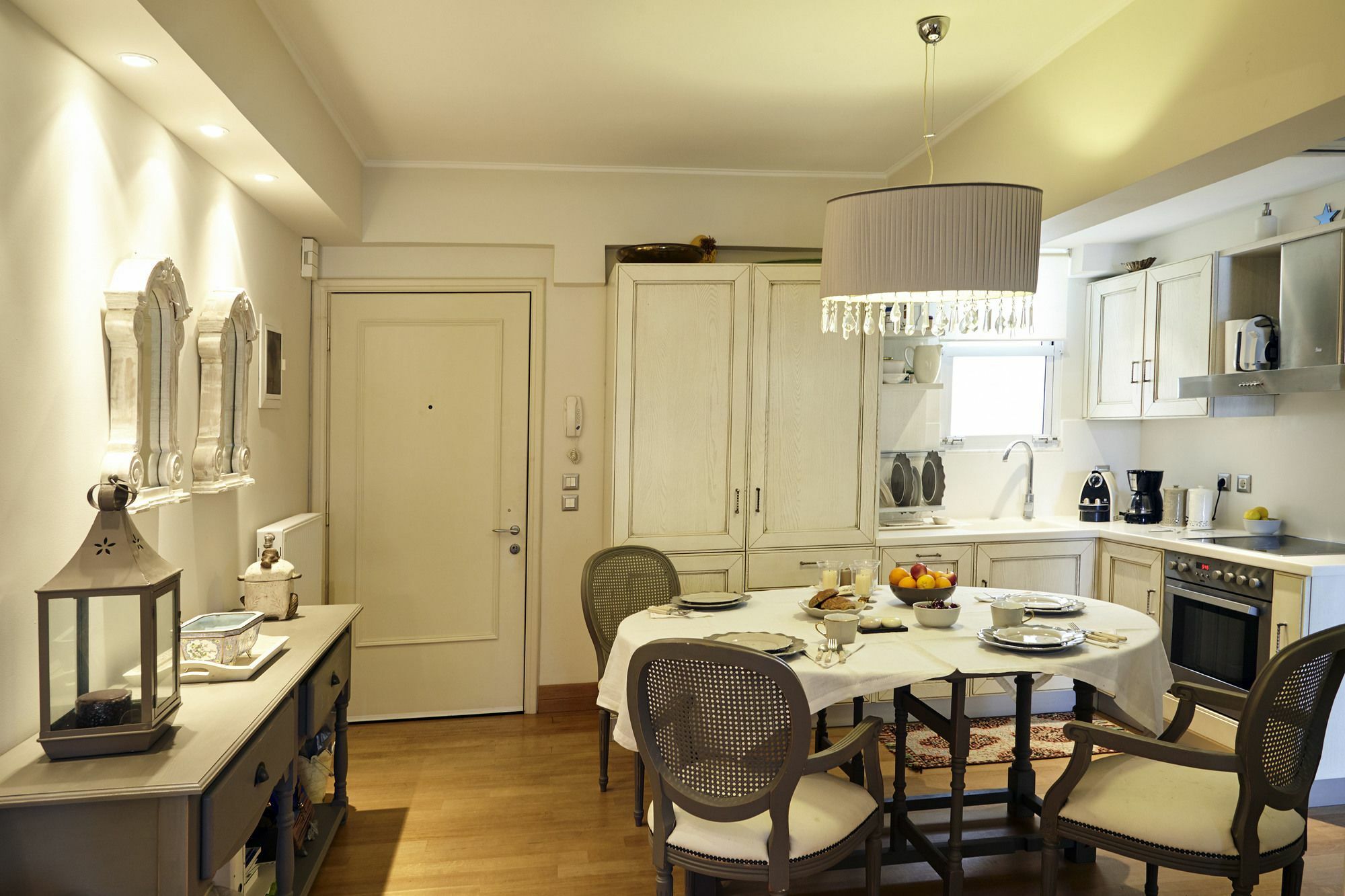 Unique Apartment In The Heart Of The City Rhodes City Екстериор снимка