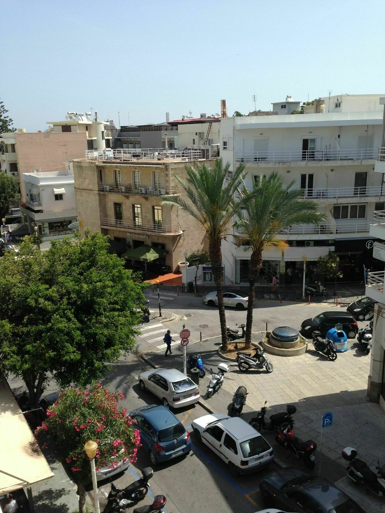 Unique Apartment In The Heart Of The City Rhodes City Екстериор снимка